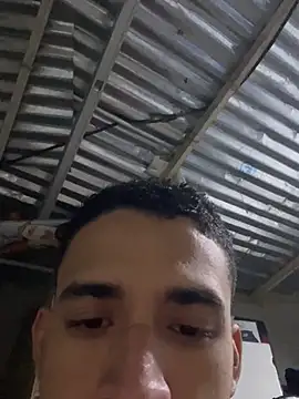 Snapshot of ikaro21 chatting on February 5, 3:44 am ikaro21 online show from February 5, 3:44 am