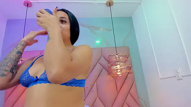 Snapshot of Ibbie_drastic chatting on February 26, 12:04 pm Ibbie drastic online show from February 26, 12:04 pm