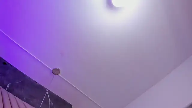 Snapshot of Ibbie_drastic chatting on March 1, 12:12 am Ibbie drastic online show from March 1, 12:12 am