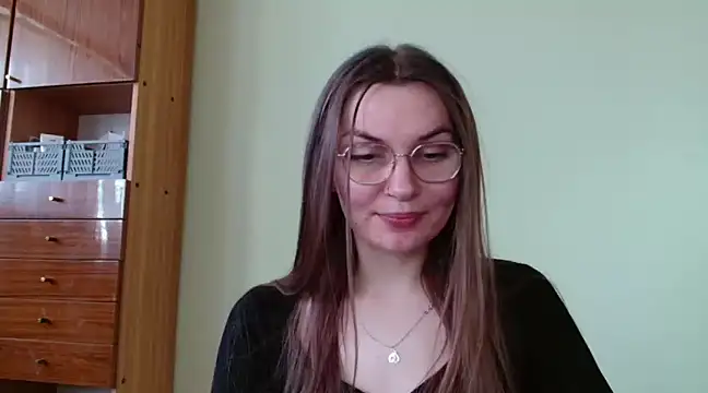 LooveELLYx online show from January 31, 11:46 am