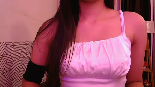 Tathiraa online show from March 1, 10:01 pm