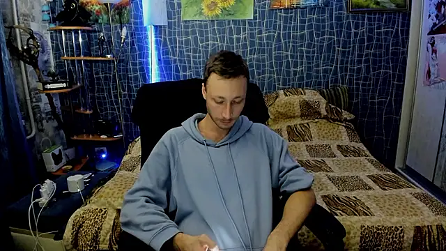 CuteBoy228 online show from February 19, 4:14 pm