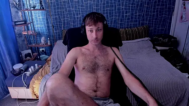 Snapshot of CuteBoy228 chatting on July 30, 9:30 am CuteBoy228 online show from July 30, 9:30 am
