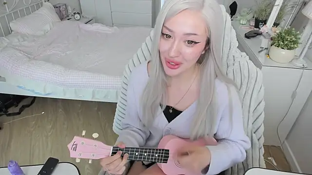 saadnesstyan online show from September 29, 9:25 am