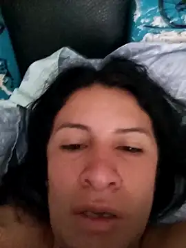 karinnahotdirty online show from December 18, 2:23 pm