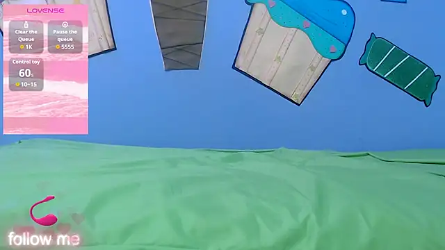 Snapshot of skinnykalitzo18 chatting on January 16, 1:15 pm skinnykalitzo18 online show from January 16, 1:15 pm