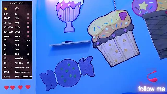 Snapshot of skinnykalitzo18 chatting on February 18, 2:24 pm skinnykalitzo18 online show from February 18, 2:24 pm