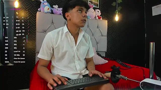 Thiago Kozak online show from September 15, 1:00 pm