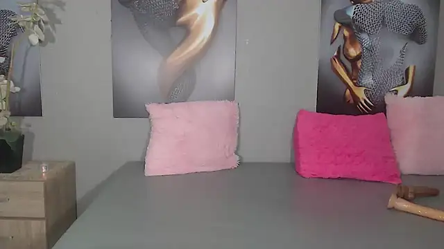 AntonellaBlanc online show from March 31, 2:39 pm