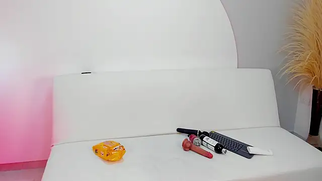 Carly lopez online show from November 27, 6:32 pm