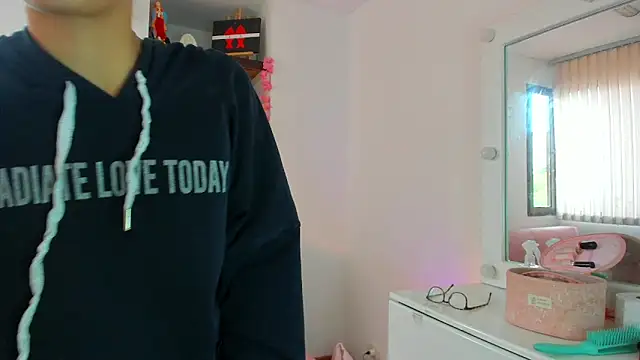 Danesacronin online show from November 5, 7:36 pm