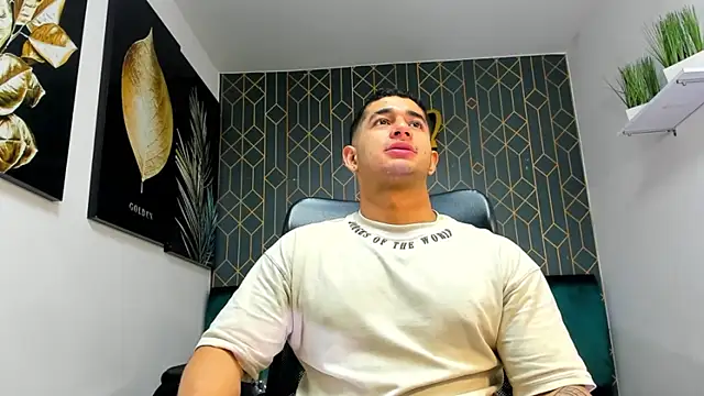 king falconer online show from December 1, 12:04 am