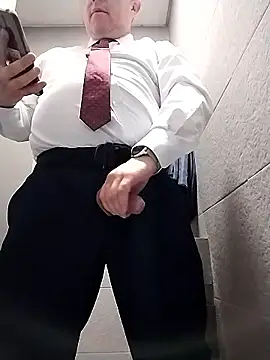 BigCristh79 online show from January 12, 4:39 am