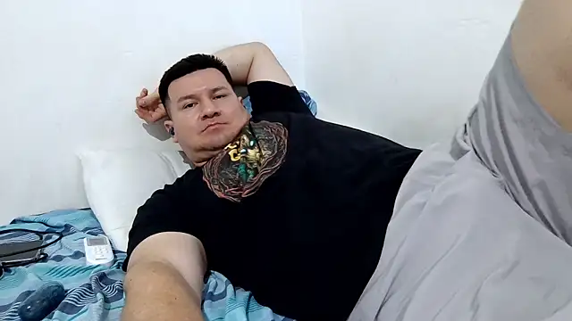 Snapshot of fuckynations chatting on June 9, 5:57 pm fuckynations online show from June 9, 5:57 pm