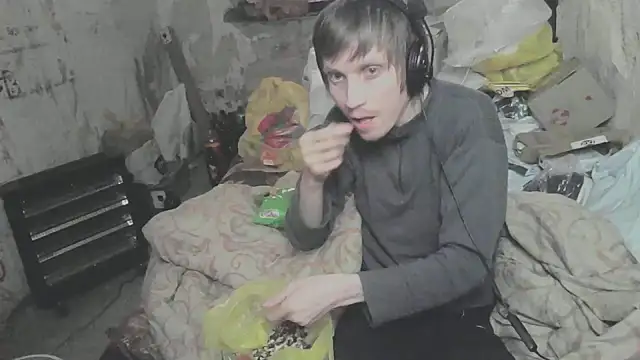 makarov1993 online show from April 14, 11:05 am