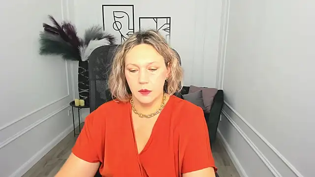 NinaStarle online show from November 14, 4:33 am