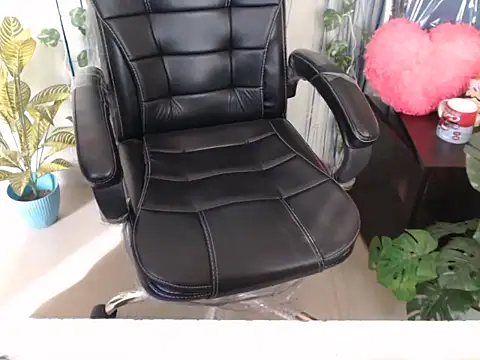 anika bold online show from October 31, 3:40 am