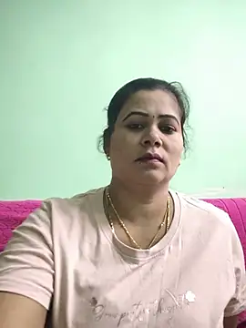 Snapshot of tamilaruvi chatting on May 26, 6:31 am tamilaruvi online show from May 26, 6:31 am