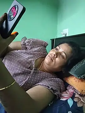 Snapshot of tamilaruvi chatting on June 18, 4:57 am tamilaruvi online show from June 18, 4:57 am