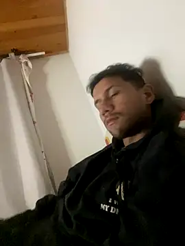 Michaell Spinelly online show from November 29, 1:08 am