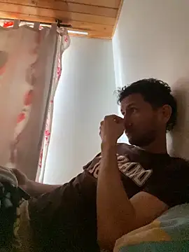 Michaell Spinelly online show from December 2, 8:26 pm