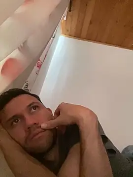 Michaell Spinelly online show from February 5, 5:28 pm