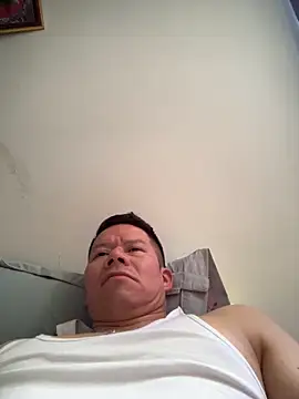 Manu0586 online show from April 2, 4:59 pm