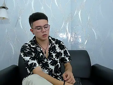 AndyFame1 online show from January 12, 6:24 pm