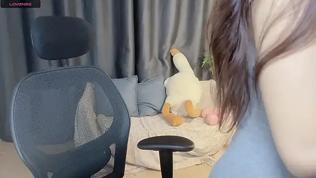 Snapshot of Yin-LL chatting on September 30, 5:07 pm Yin-LL online show from September 30, 5:07 pm