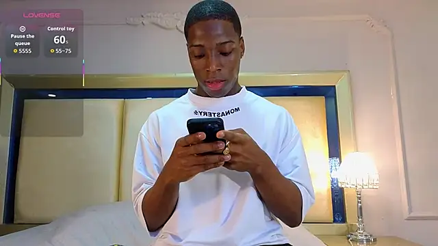 CharlesBrown  online show from November 26, 1:23 pm