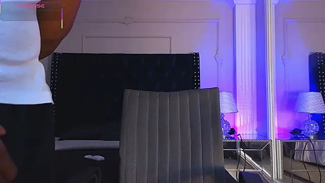 CharlesBrown  online show from April 9, 2:33 pm