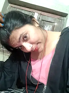 couple 71 online show from December 4, 5:06 am