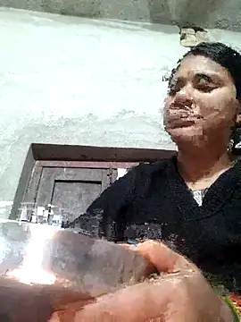 couple 71 online show from December 15, 8:02 pm