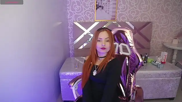 Snapshot of mady0619_ch chatting on June 3, 2:33 pm mady0619 ch online show from June 3, 2:33 pm