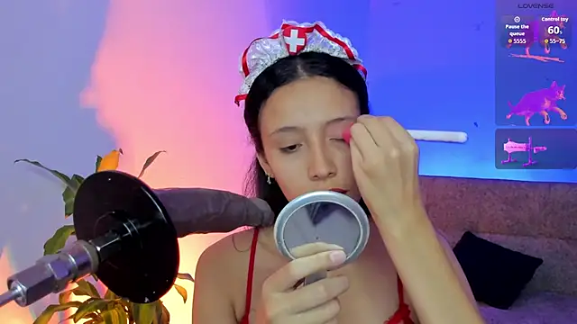 alicemoon   online show from February 7, 11:08 pm