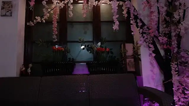 Snapshot of samara_selene chatting on July 2, 3:06 am samara selene online show from July 2, 3:06 am