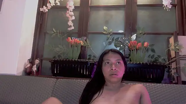 Snapshot of samara_selene chatting on July 7, 7:23 am samara selene online show from July 7, 7:23 am