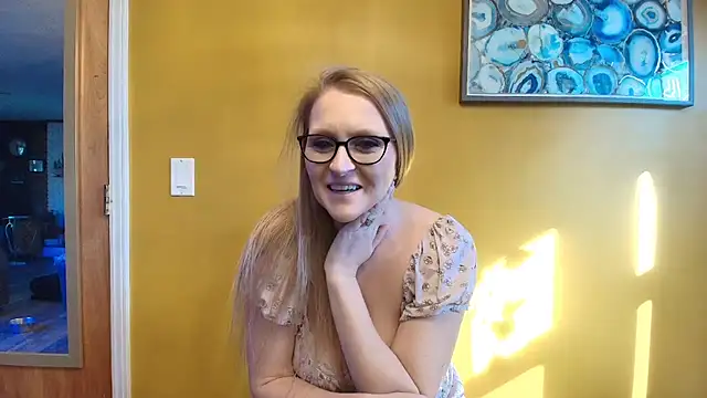 Snapshot of Thesquirtnqueen chatting on December 3, 3:10 pm Thesquirtnqueen online show from December 3, 3:10 pm