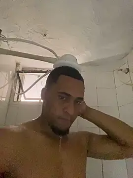 Snapshot of freedmar chatting on October 28, 12:19 pm freedmar online show from October 28, 12:19 pm