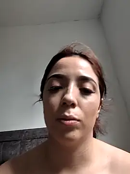 Snapshot of summi10 chatting on September 18, 8:44 pm summi10 online show from September 18, 8:44 pm