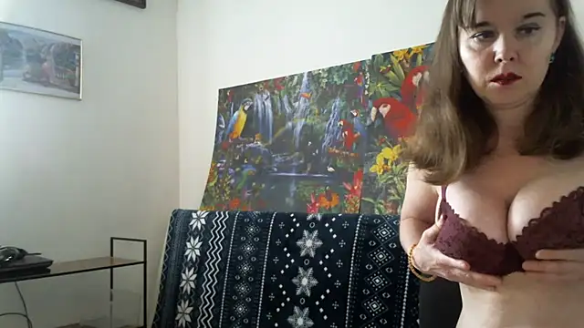 sweetdolly20 online show from March 28, 7:19 am