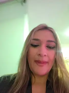 Snapshot of NicoleDiior chatting on May 19, 3:07 pm NicoleDiior online show from May 19, 3:07 pm