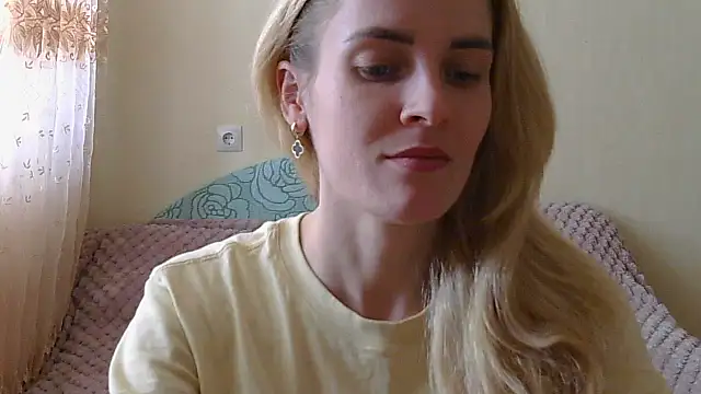 JayeTyler online show from March 23, 7:23 am