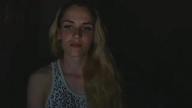 Snapshot of JayeTyler chatting on May 4, 7:43 pm JayeTyler online show from May 4, 7:43 pm