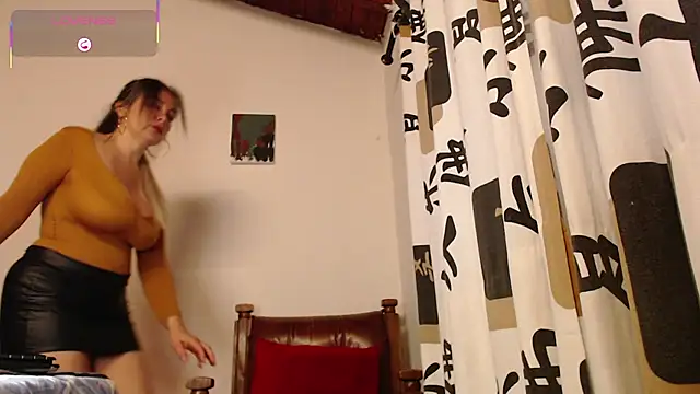 Emma Henderson online show from December 22, 11:07 am