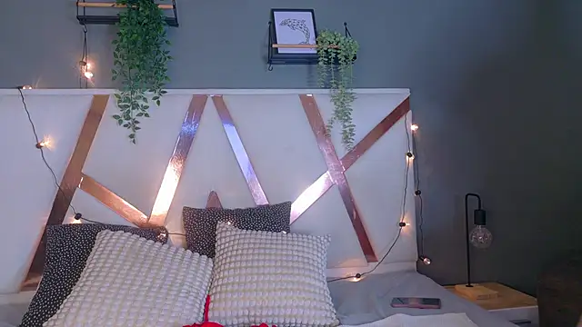 JenaCooper  online show from March 9, 1:31 am