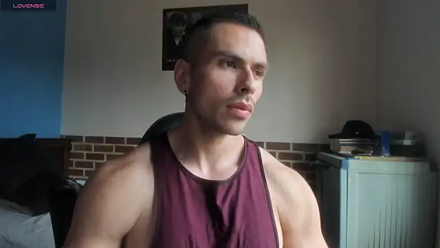 Snapshot of justinkarter chatting on July 9, 4:11 pm justinkarter online show from July 9, 4:11 pm