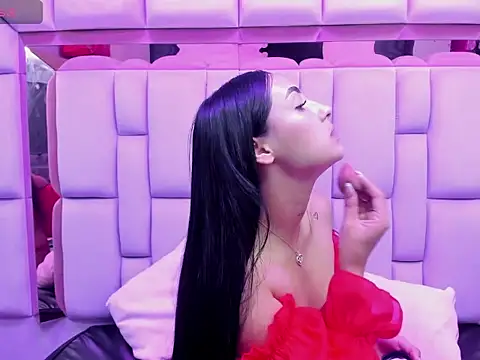 Issabela Mackey  online show from January 15, 4:06 am