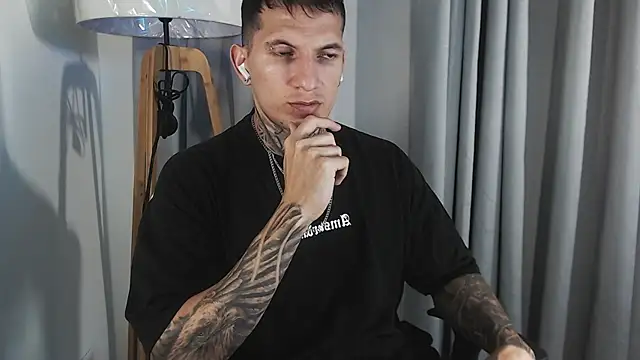 Shane Clay online show from September 10, 10:21 pm