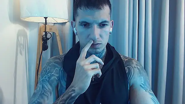 Shane Clay online show from September 17, 8:43 pm